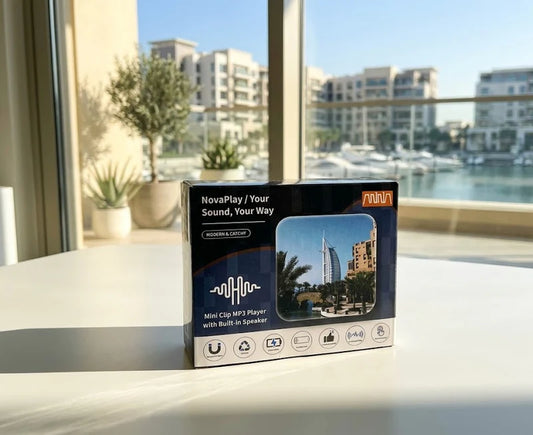 Anna - Mini Clip MP3 Player with Built-in Speaker